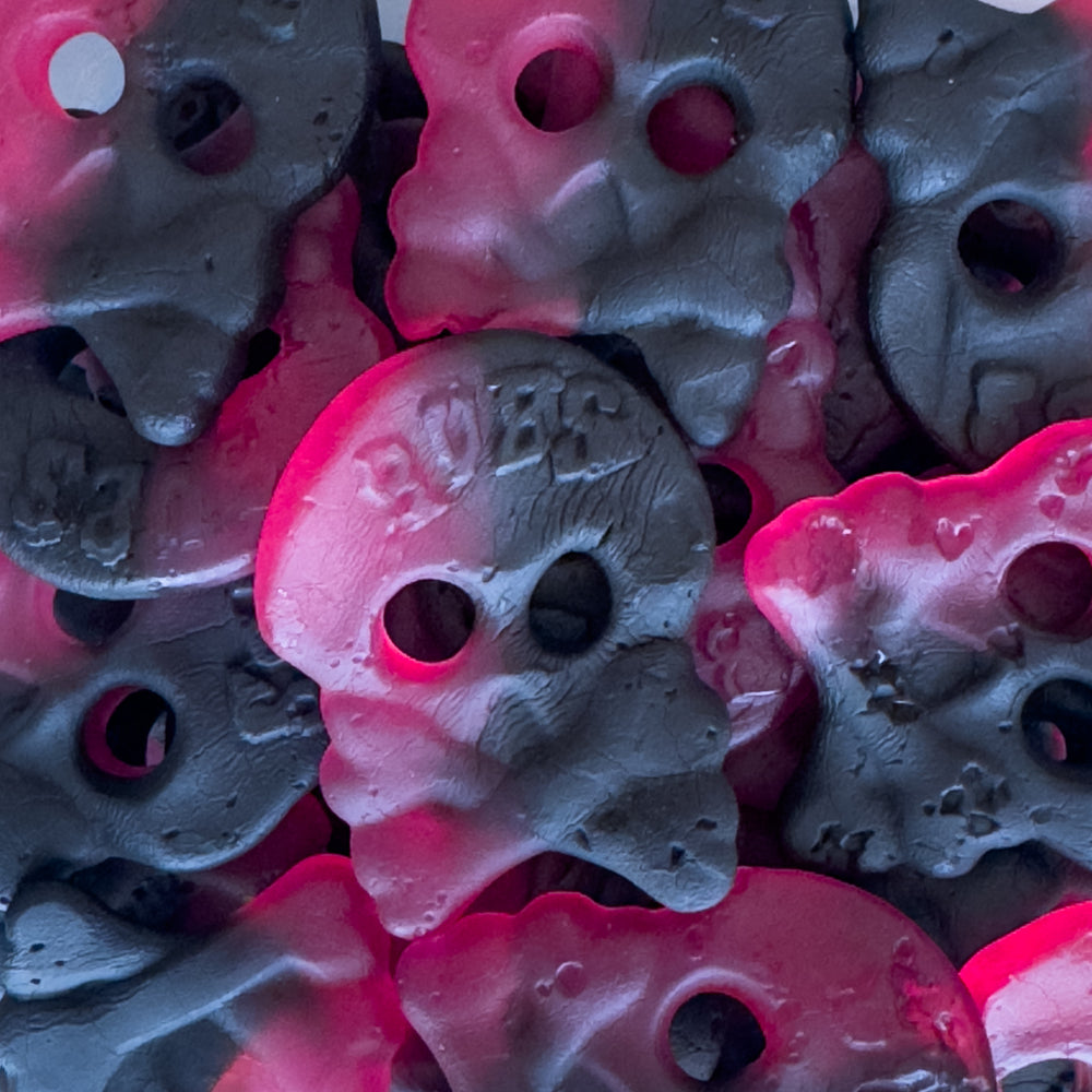 BUBS Raspberry-Licorice Foam Skulls